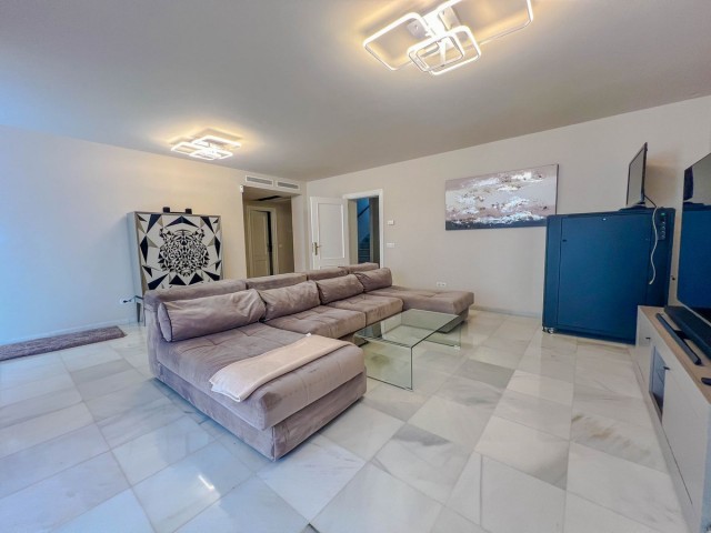 5 Slaapkamer Villa in Los Flamingos