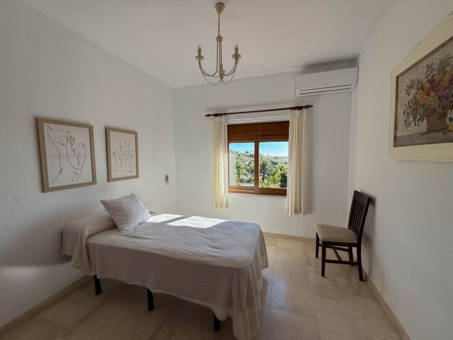 4 Bedrooms Villa in Estepona