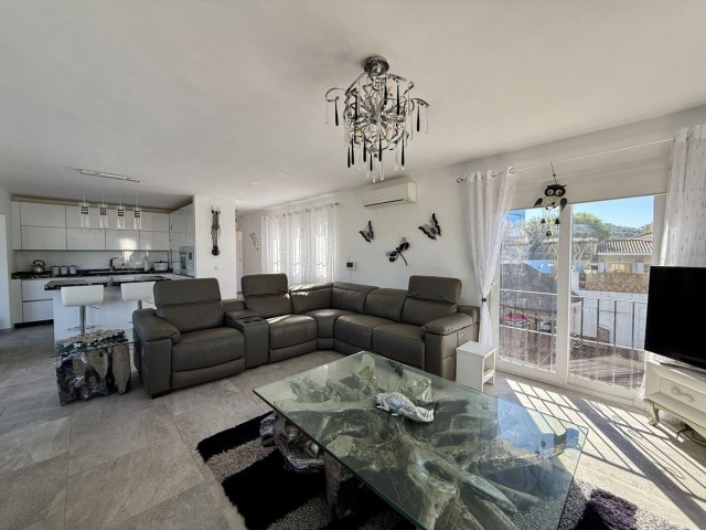 Villa avec 4 Chambres  à Cerros del Aguila