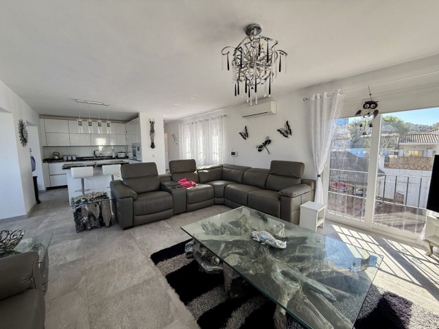4 Schlafzimmer Villa in Cerros del Aguila