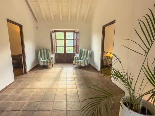 8 Makuuhuoneen Huvila Montes de Málaga