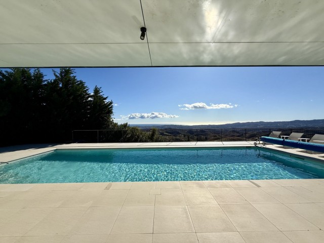 4 Makuuhuoneen Huvila Valtocado