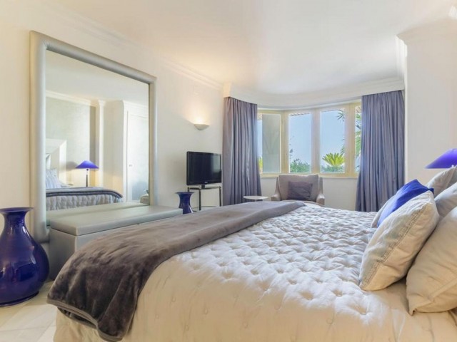 Appartement avec 3 Chambres  à Puerto Banús