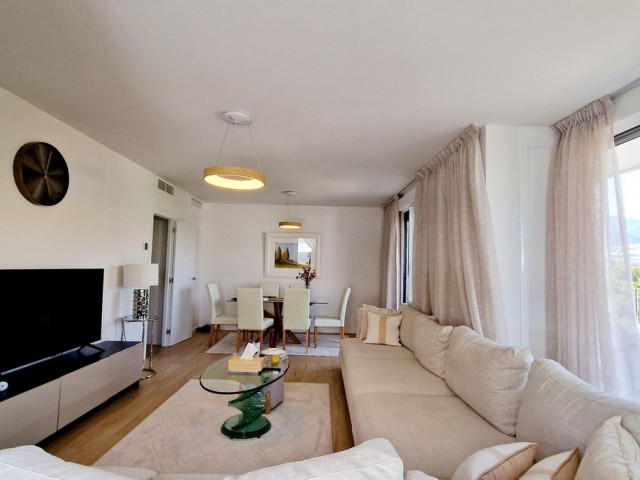 3 Bedrooms Apartment in Nueva Andalucía