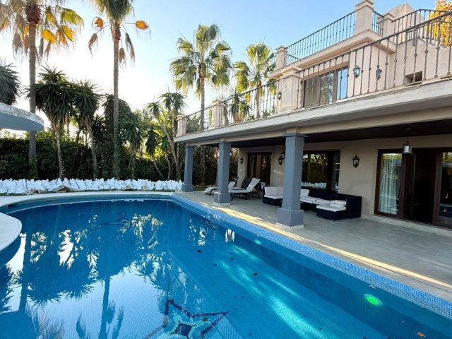 Villa avec 3 Chambres  à The Golden Mile