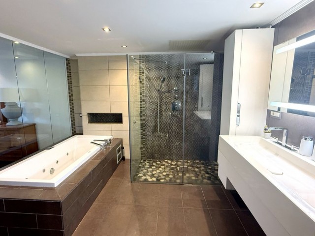 Villa avec 3 Chambres  à The Golden Mile