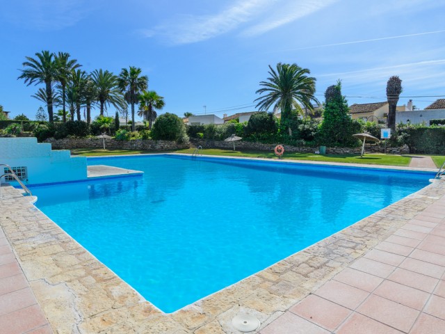 3 Makuuhuoneen Rivitalo Estepona