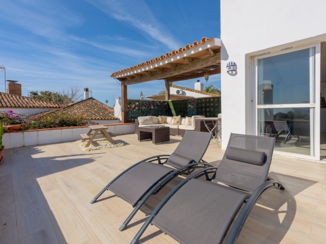 3 Makuuhuoneen Rivitalo Estepona