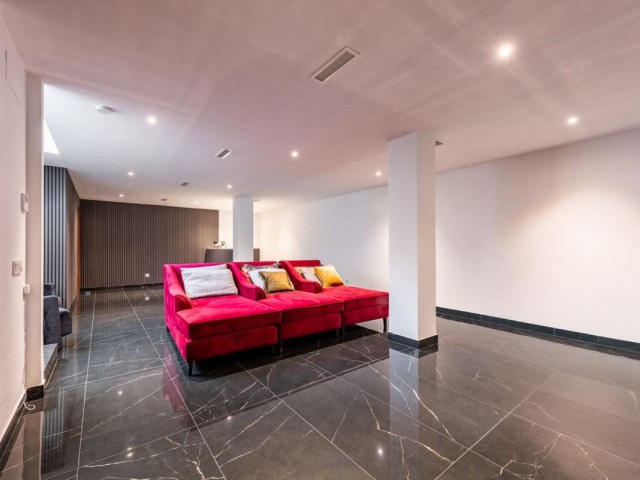 3 Bedrooms Villa in Estepona