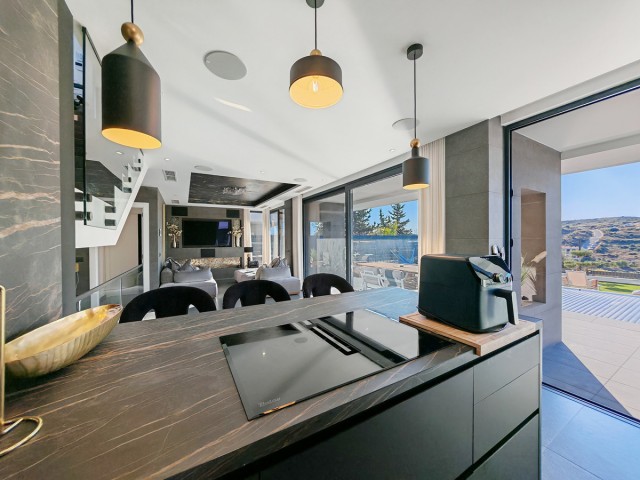 Villa avec 4 Chambres  à Valle Romano