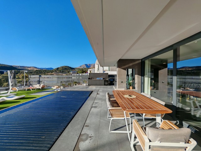 Villa avec 4 Chambres  à Valle Romano