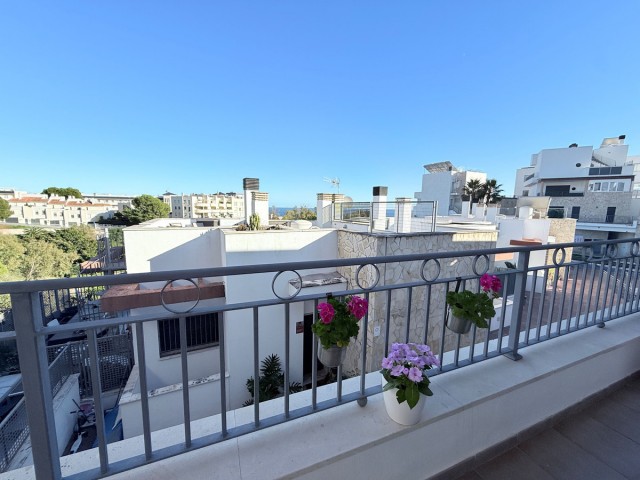 3 Bedrooms Townhouse in Fuengirola
