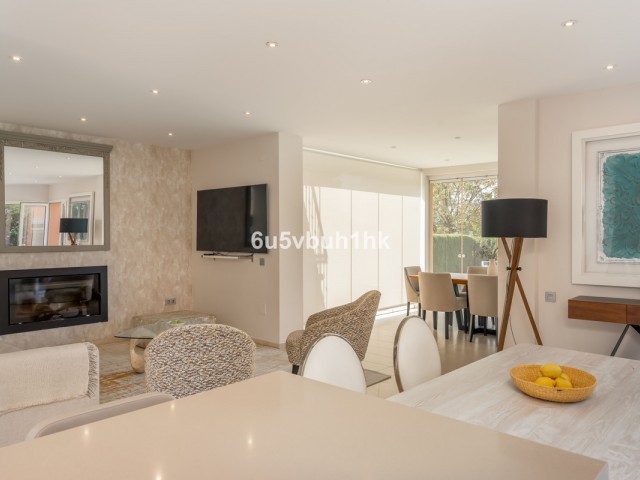 Maison mitoyenne, Sierrezuela, R5249041