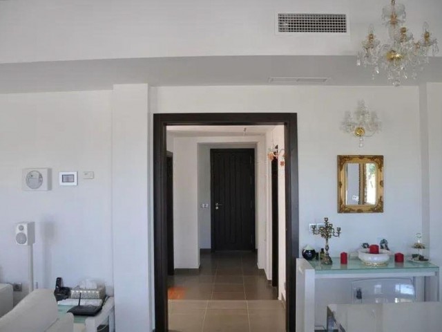 5 Bedrooms Villa in Estepona