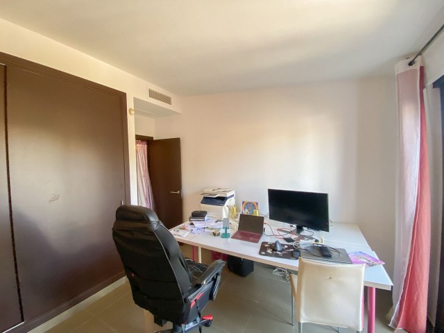 5 Bedrooms Villa in Estepona