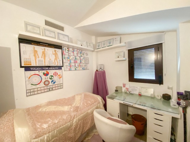 5 Bedrooms Villa in Estepona