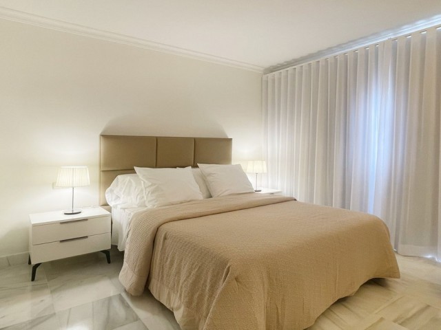 Apartamento con 3 Dormitorios  en Monte Halcones