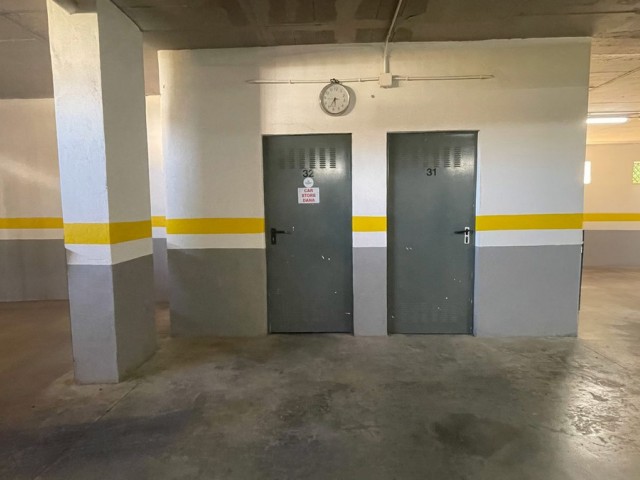 Apartamento con 3 Dormitorios  en Monte Halcones