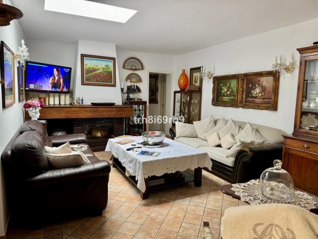 Villa, Atalaya, R4660954