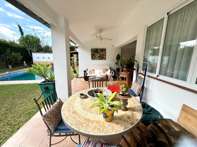 4 Soveroms Villa i Atalaya