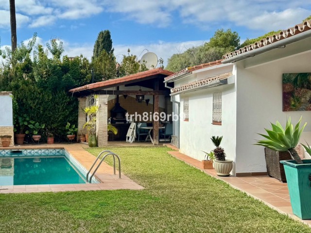 4 Soveroms Villa i Atalaya
