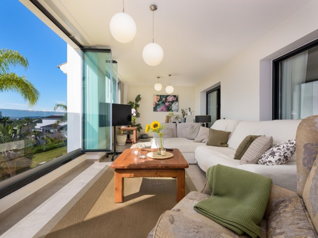 3 Bedrooms Apartment in Estepona