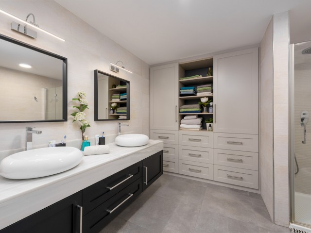 3 Bedrooms Apartment in Estepona