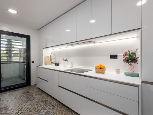 3 Bedrooms Apartment in Estepona