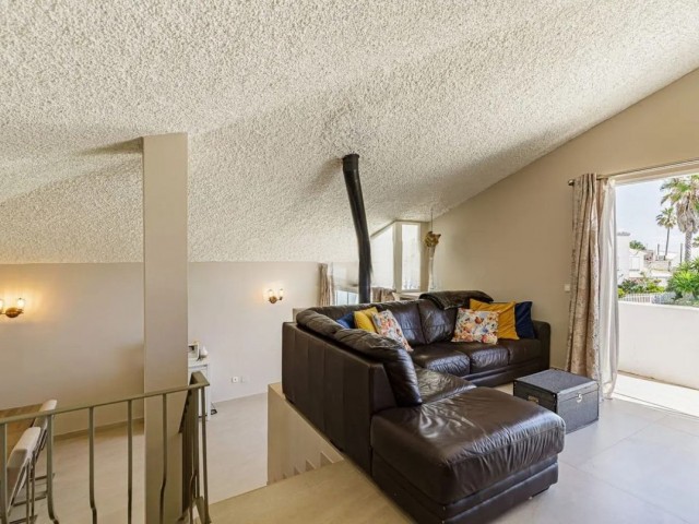 3 Bedrooms Townhouse in Estepona