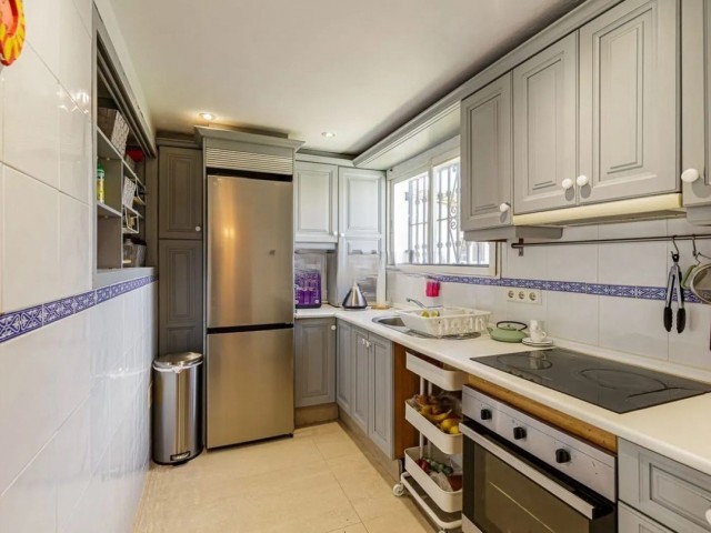 3 Bedrooms Townhouse in Estepona