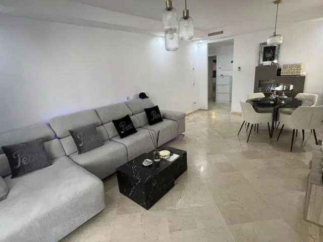 2 Bedrooms Apartment in Nueva Andalucía