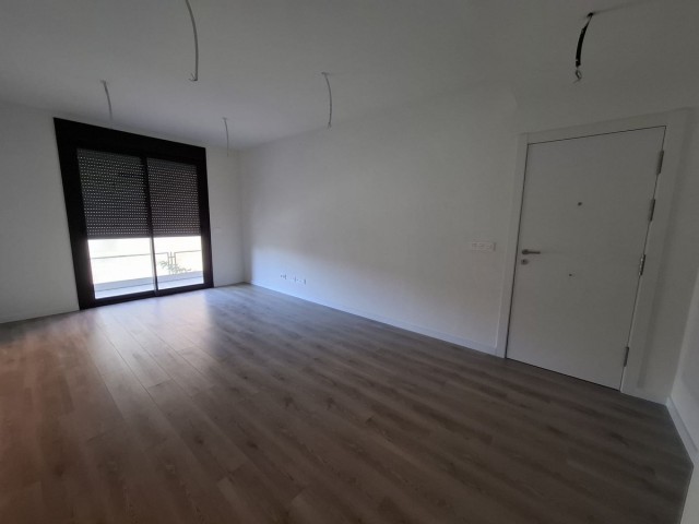 2 Bedrooms Apartment in Estepona