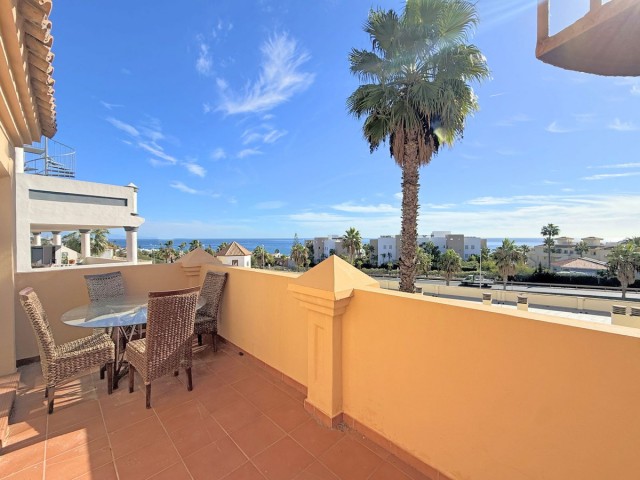 3 Bedrooms Townhouse in Estepona