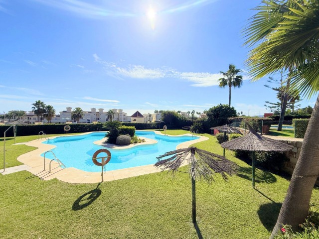 3 Bedrooms Townhouse in Estepona