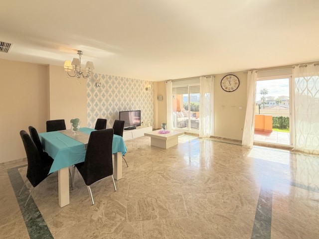 3 Bedrooms Townhouse in Estepona