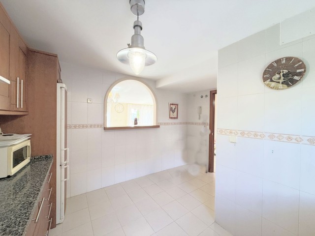 3 Bedrooms Townhouse in Estepona