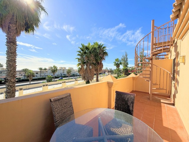 3 Bedrooms Townhouse in Estepona