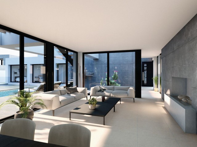 5 Bedrooms Villa in El Chaparral