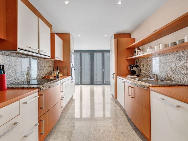 3 Bedrooms Apartment in Los Monteros