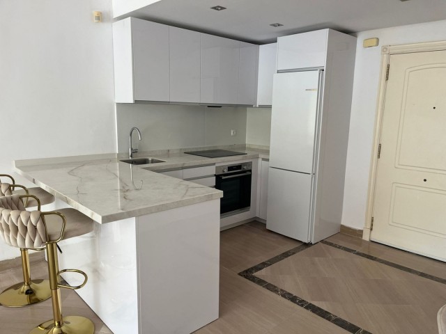 Appartement avec 3 Chambres  à Bahía de Marbella