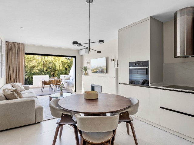 3 Bedrooms Apartment in Benahavís