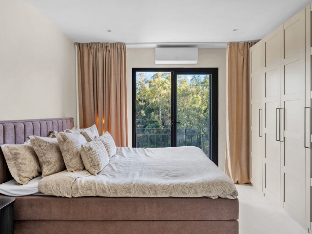 3 Bedrooms Apartment in Benahavís