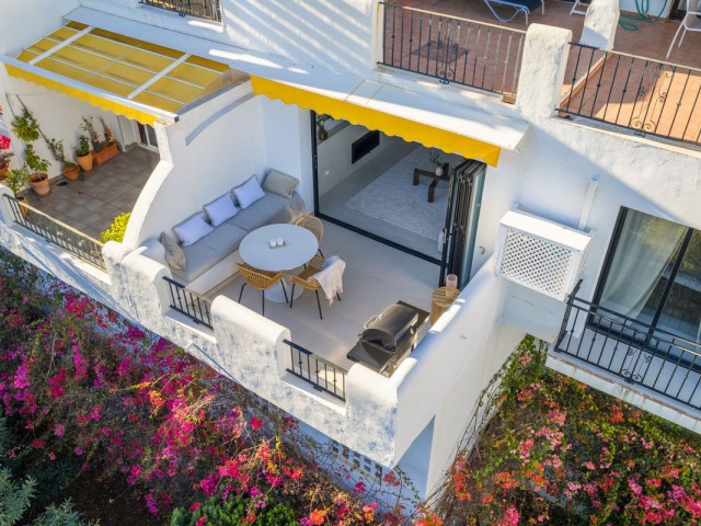 3 Bedrooms Apartment in Benahavís