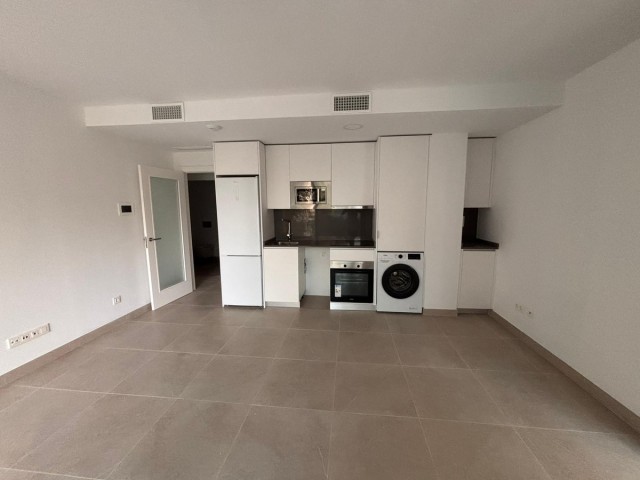 2 Bedrooms Apartment in Estepona