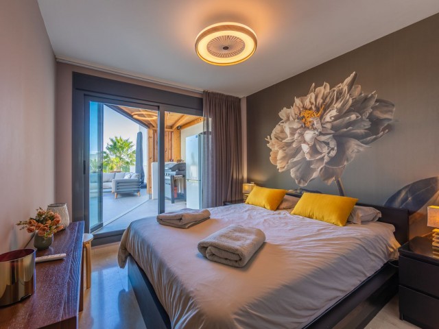 Penthouse in Casares Playa