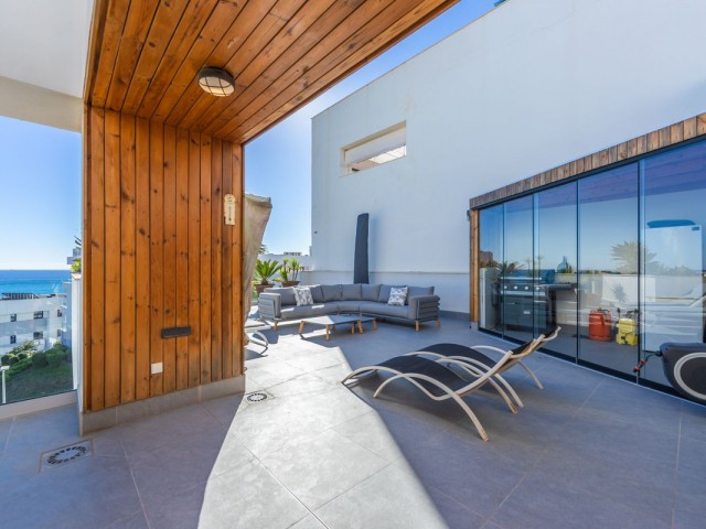 Penthouse in Casares Playa