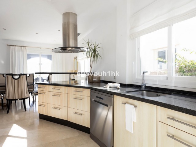 6 Schlafzimmer Reihenhaus in Mijas