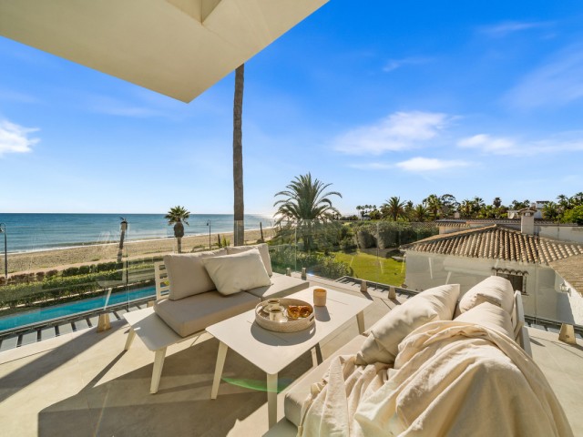 5 Soveroms Villa i New Golden Mile