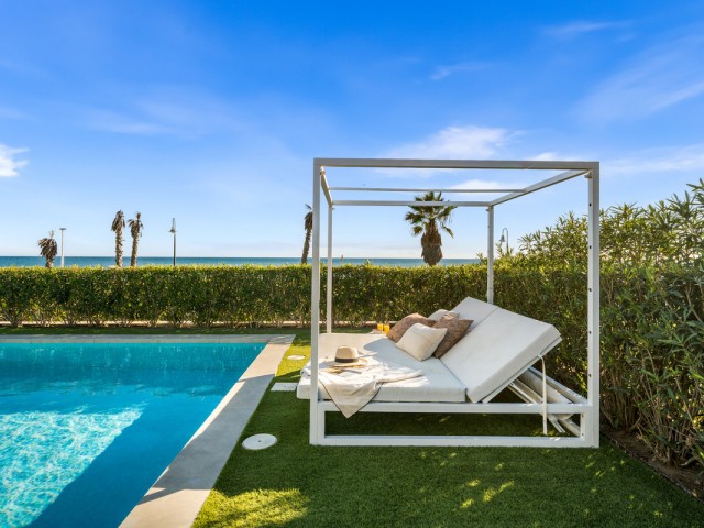 5 Soveroms Villa i New Golden Mile