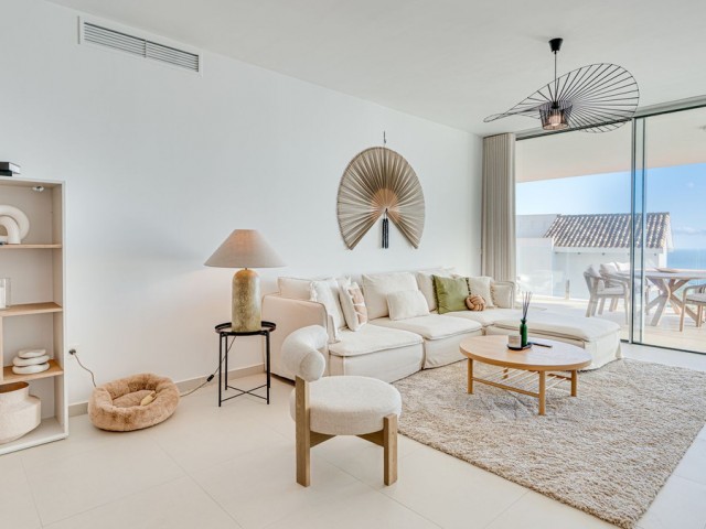 Apartamento con 2 Dormitorios  en Benalmadena